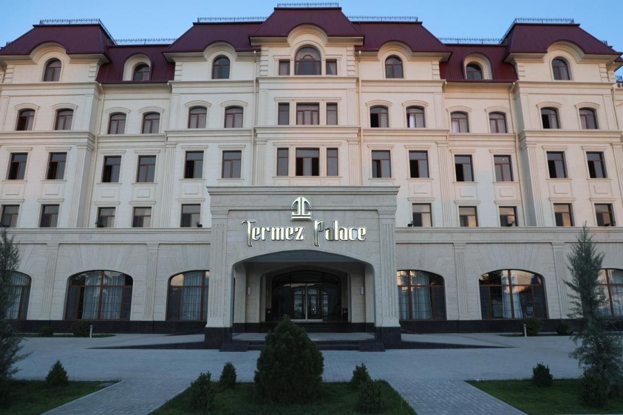 Termez Palace Hotel & Spa Екстер'єр фото