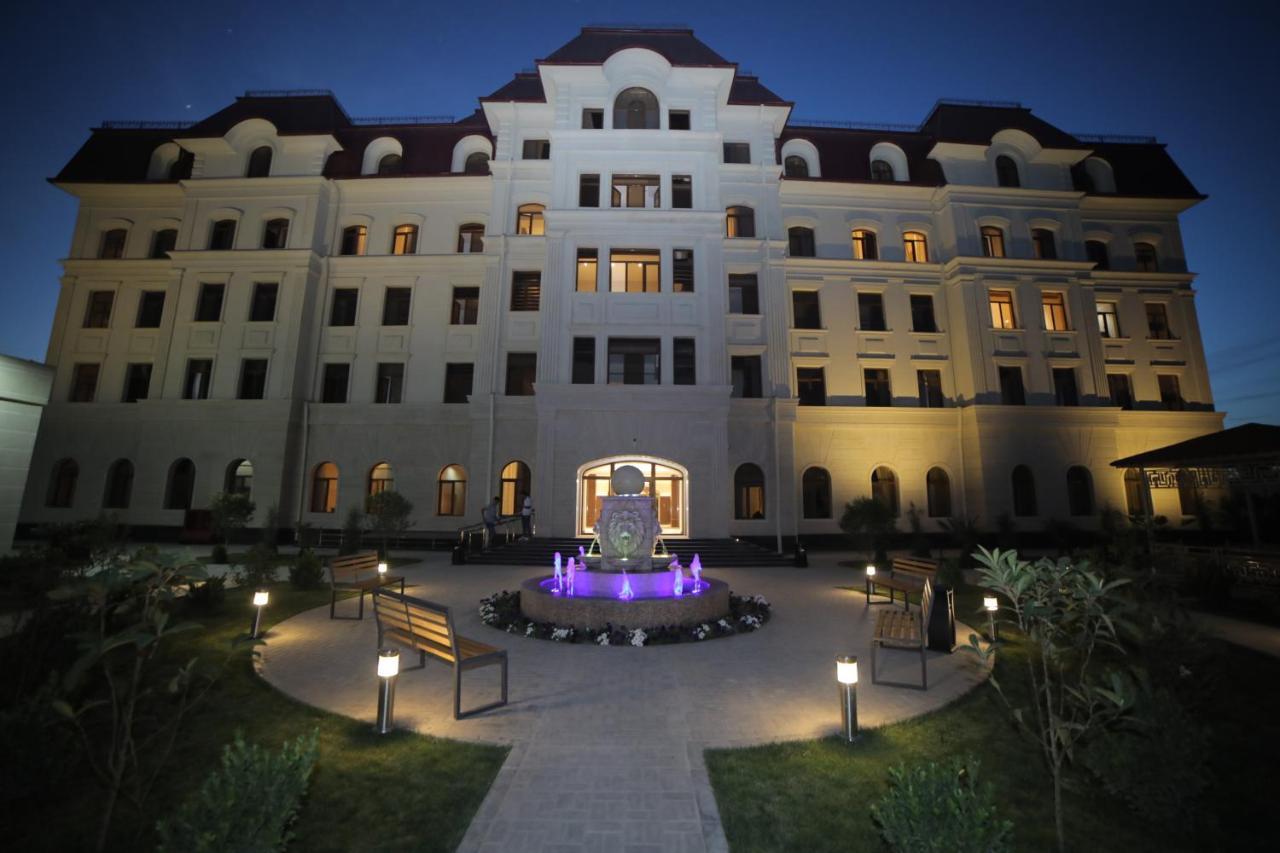 Termez Palace Hotel & Spa Екстер'єр фото